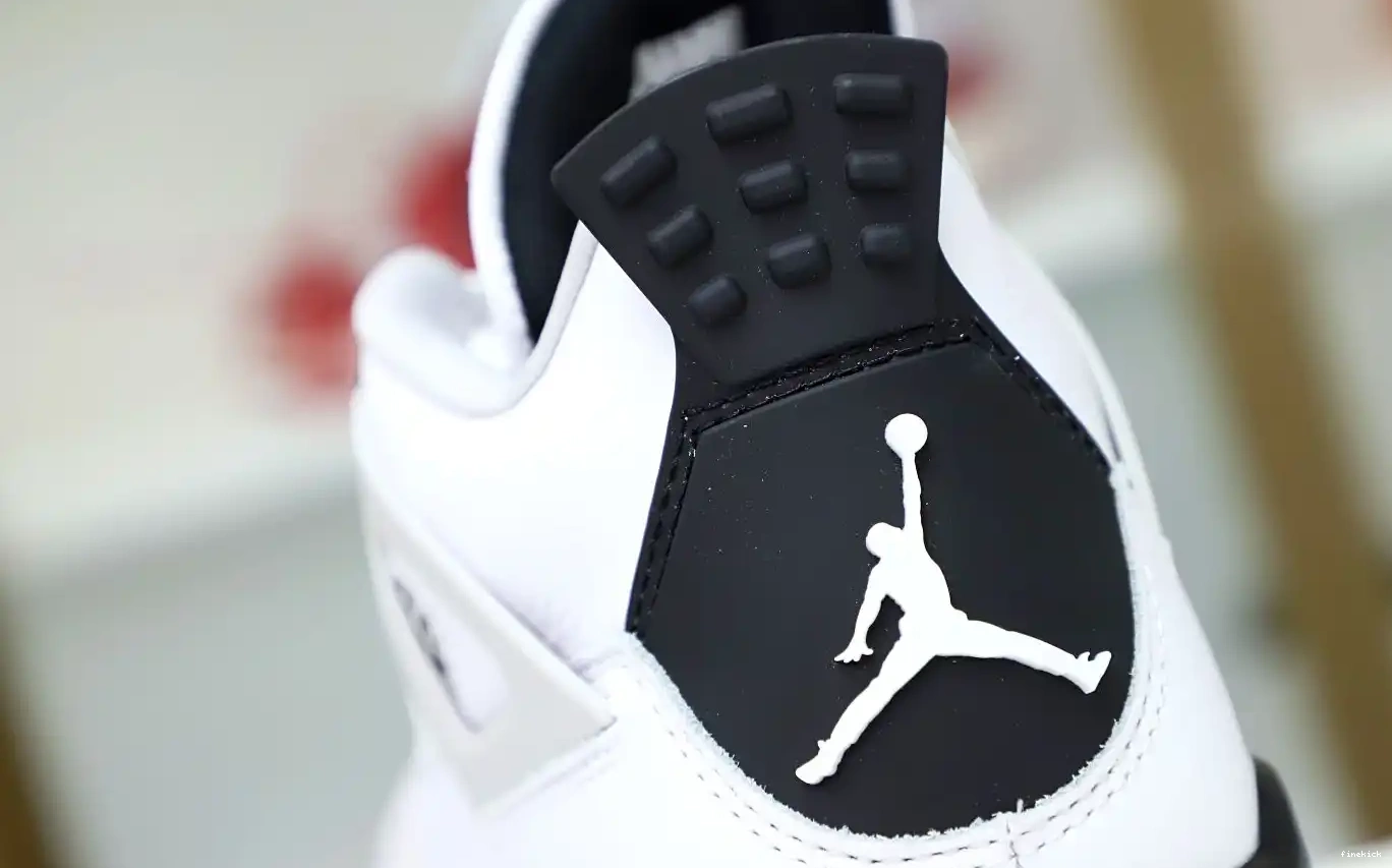 MILITARY JORDAN 4 AIR BLACK 0516